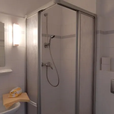 Resi A2 Apartment *